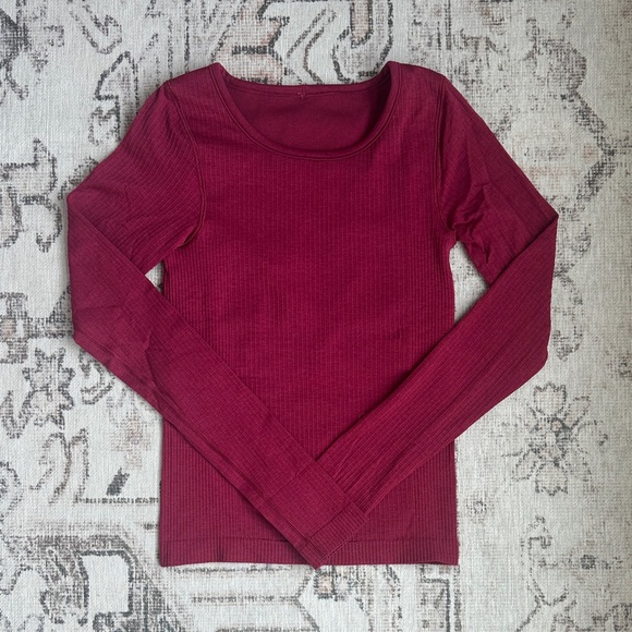 Lululemon Ebb to Street Waist Length Long Sleeve - Picture 1 of 2